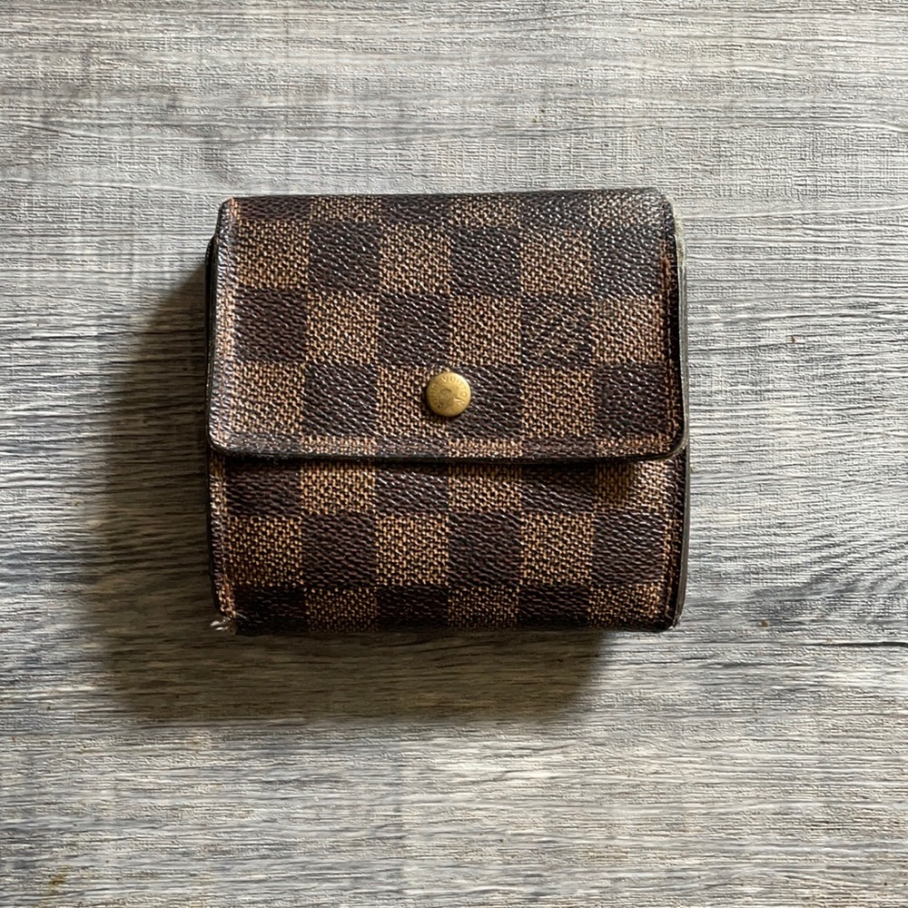 Louis Vuitton coin wallet